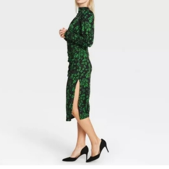 📌FINAL SALE  |Who What Wear | Black & Green Floral Fitted Midi Dress - Picture 13 of 13